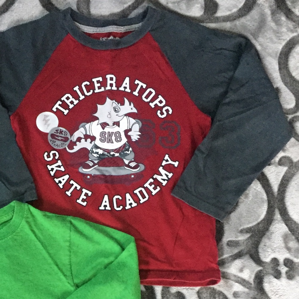 GARANIMALS boys size 7 tee dinosaur skateboarding